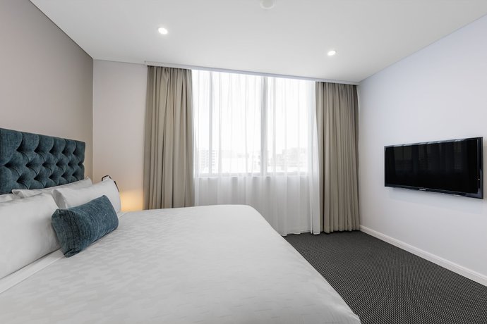 Imagen de la habitación del Hotel Meriton Suites Waterloo. Foto 11