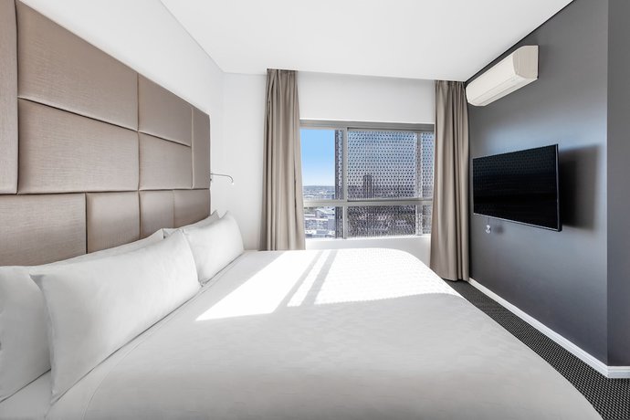 Imagen de la habitación del Hotel Meriton Suites Zetland. Foto 11
