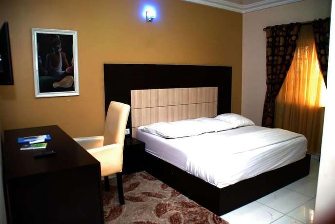 Imagen de la habitación del Hotel Meritzs and Suites. Foto 4