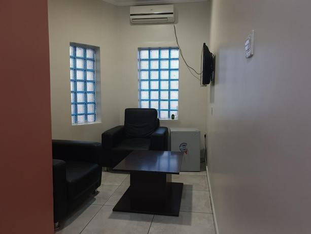 Imagen de los interiores del Hotel Meritzs and Suites. Foto 18