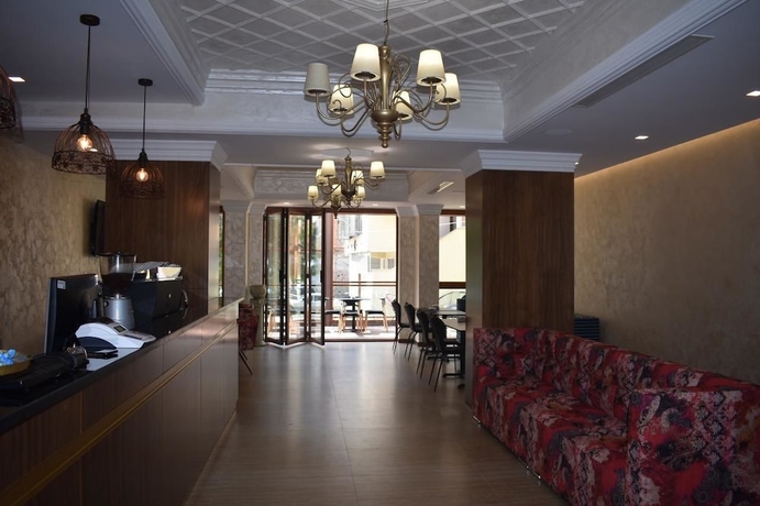 Imagen de los interiores del Hotel Merko. Foto 15