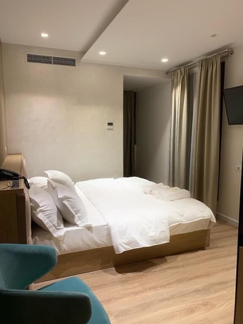 Imagen de la habitación del Hotel Merko. Foto 13