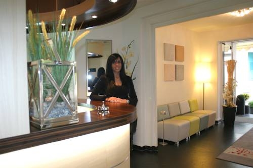 Imagen general del Hotel Merkur, Baden Baden. Foto 2