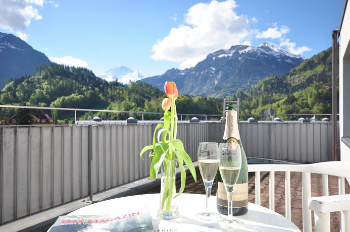 Imagen de los exteriores del Hotel Merkur Interlaken. Foto 8