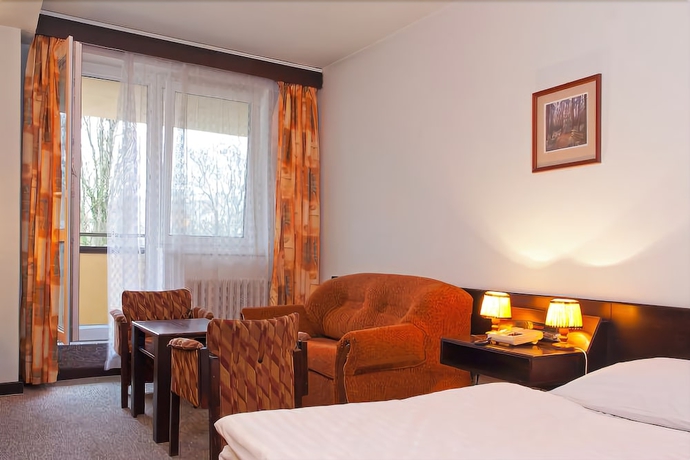 Imagen de la habitación del Hotel Merkur, Jablonec nad Nisou. Foto 11
