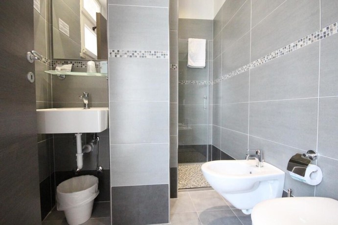 Imagen de la habitación del Hotel Merkury. Foto 8