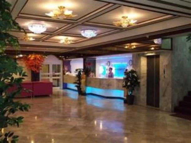 Imagen de los interiores del Hotel Merlin Grand Hat Yai. Foto 13
