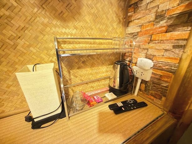 Imagen de la habitación del Hotel Merlin Hut and Farm. Foto 11