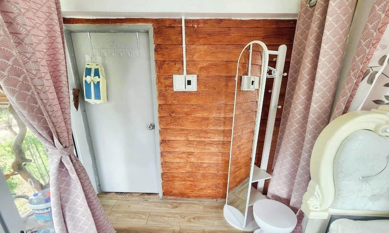 Imagen de la habitación del Hotel Merlin Hut and Farm. Foto 16