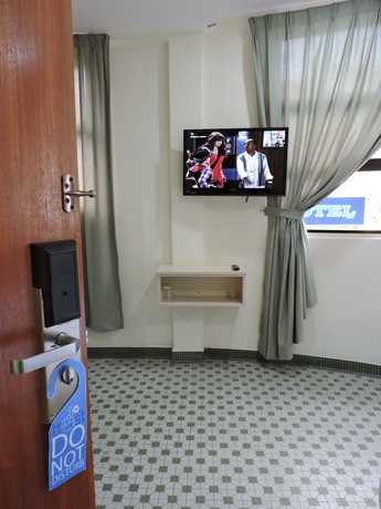 Imagen de la habitación del Hotel Merlin, Penang. Foto 2