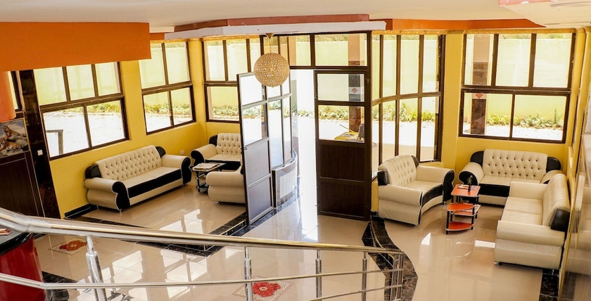 Imagen de los interiores del Hotel Merlin Resort. Foto 19