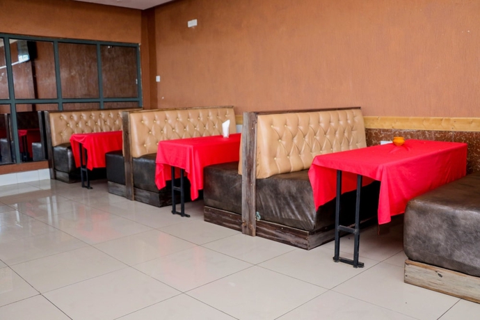 Imagen del bar/restaurante del Hotel Merlin Resort. Foto 4