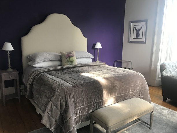 Imagen de la habitación del Hotel Merlindale. Foto 2