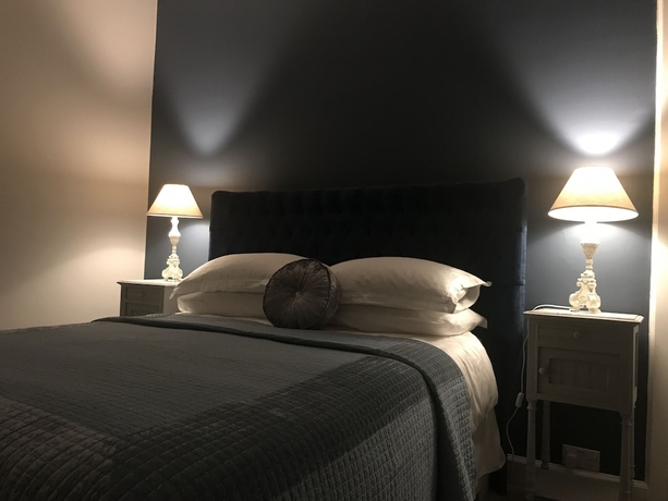 Imagen de la habitación del Hotel Merlindale. Foto 9