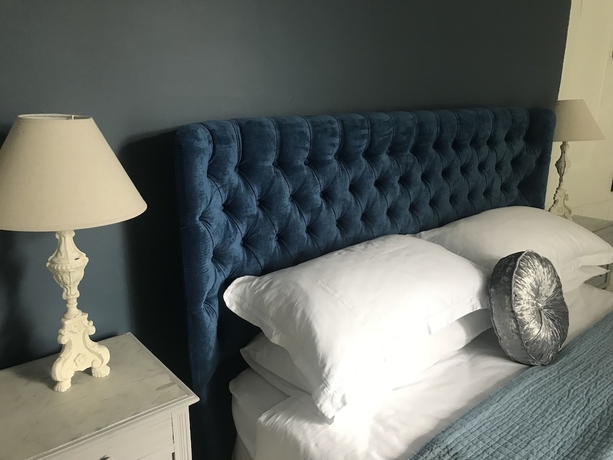 Imagen de la habitación del Hotel Merlindale. Foto 15