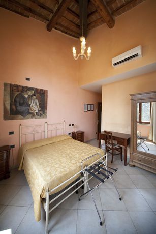 Imagen de la habitación del Hotel Merlini. Foto 15