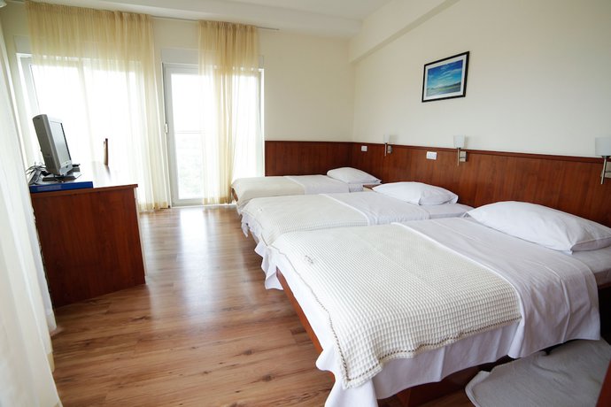 Imagen de la habitación del Hotel Merlot, Podgradina. Foto 2