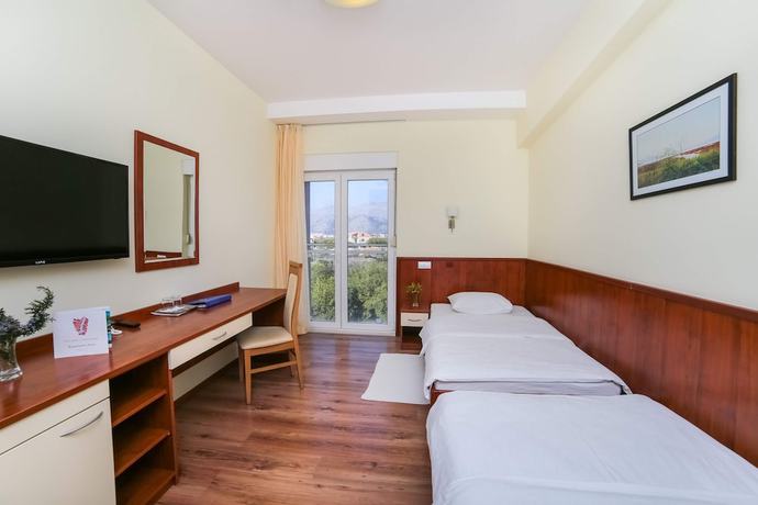 Imagen de la habitación del Hotel Merlot, Podgradina. Foto 4