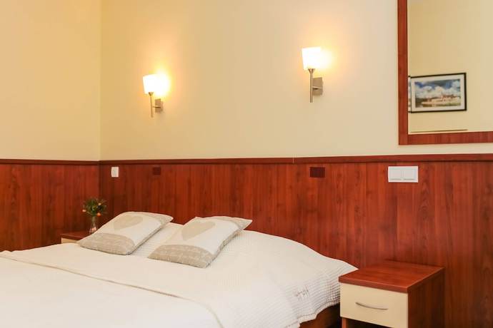 Imagen de la habitación del Hotel Merlot, Podgradina. Foto 13