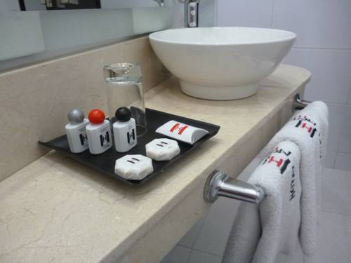 Imagen de la habitación del Hotel Merlott Lleras. Foto 4