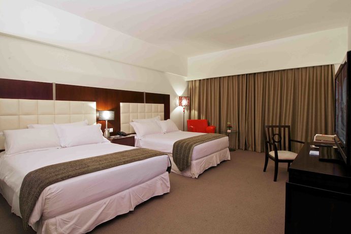 Imagen de la habitación del Hotel Merlynn Park. Foto 15