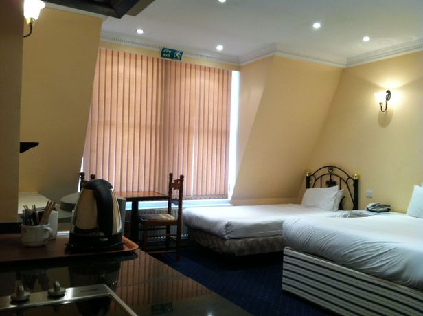 Imagen de la habitación del Hotel Mermaid Suite. Foto 4