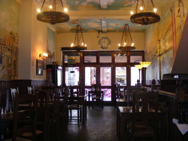 Imagen del bar/restaurante del Hotel Mermaid Suite. Foto 2