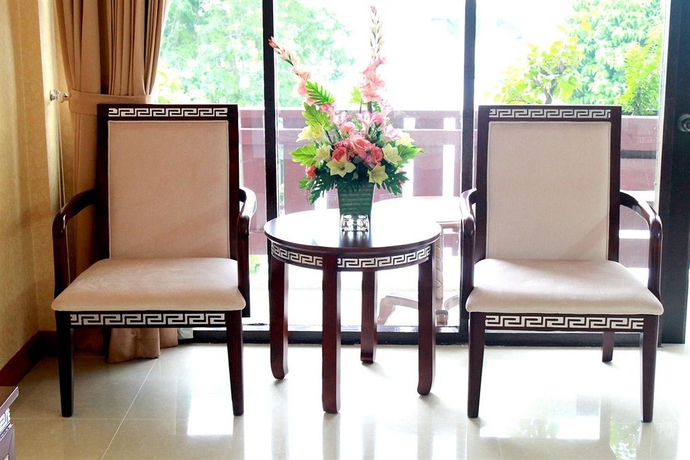 Imagen de los interiores del Hotel Mermaid's Beach Resort. Foto 9