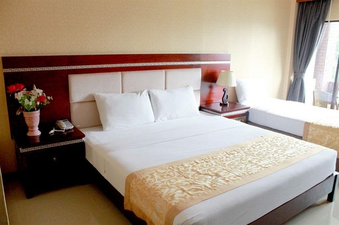 Imagen de la habitación del Hotel Mermaid's Beach Resort. Foto 8