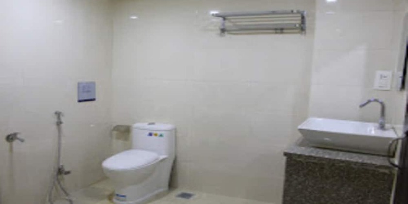 Imagen de la habitación del Hotel MeroStay 021 Ganga Sagar. Foto 9