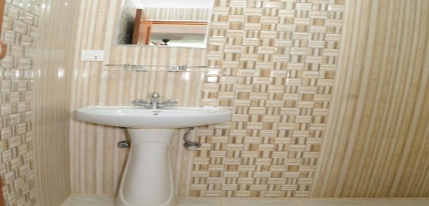 Imagen de la habitación del Hotel MeroStay 035 Brihaspati. Foto 6