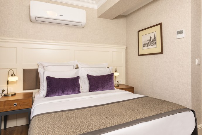 Imagen de la habitación del Hotel Meroddi La Porta. Foto 7