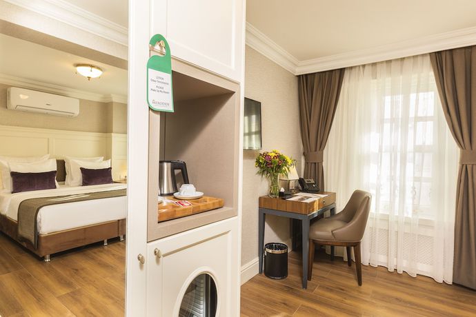 Imagen de la habitación del Hotel Meroddi La Porta. Foto 8