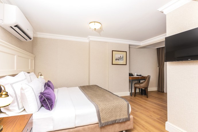 Imagen de la habitación del Hotel Meroddi La Porta. Foto 10