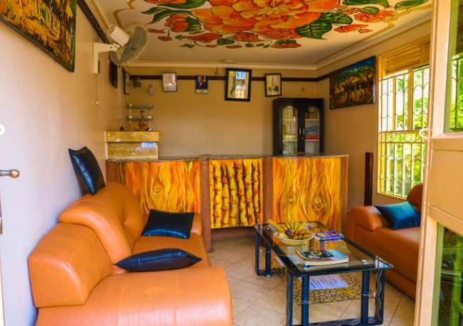 Imagen del bar/restaurante del Hotel Merona, Kamuli Road. Foto 2