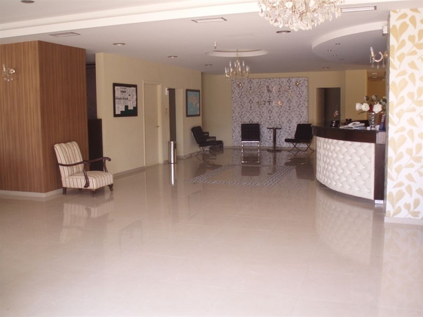 Imagen de los interiores del Hotel Merope. Foto 5