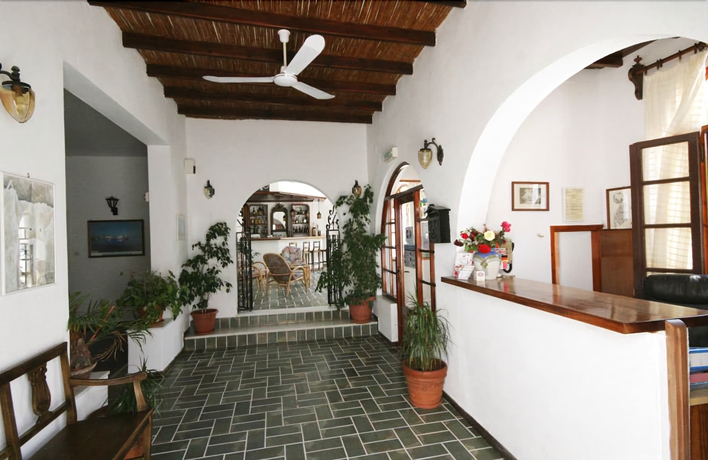 Imagen de los interiores del Hotel Meros, Santikos Collection. Foto 15