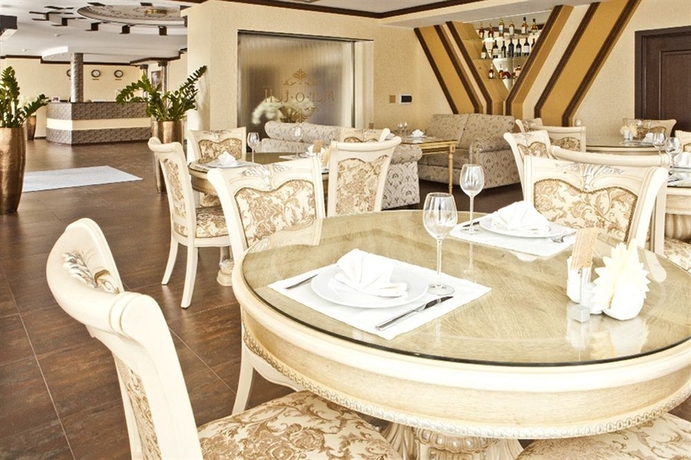 Imagen del bar/restaurante del Hotel Mer-o-tell. Foto 3