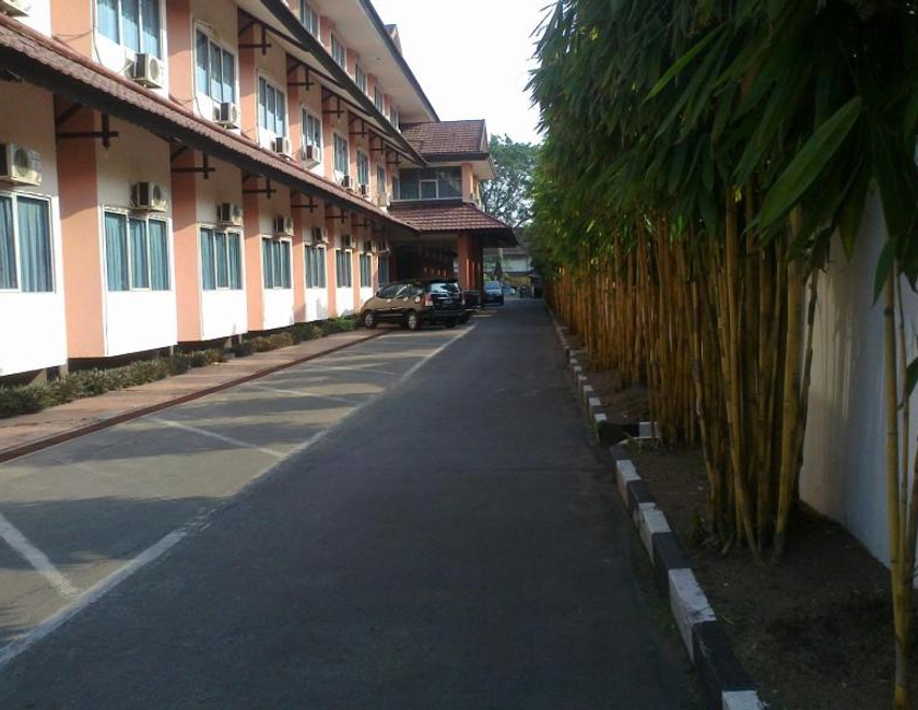 Imagen general del Hotel Merpati. Foto 9