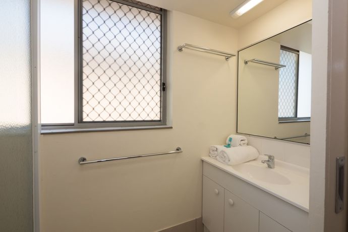 Imagen de los interiores del Hotel Merrima Court Holidays. Foto 12