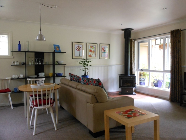 Imagen de la habitación del Hotel Merrimeet Cottages. Foto 3