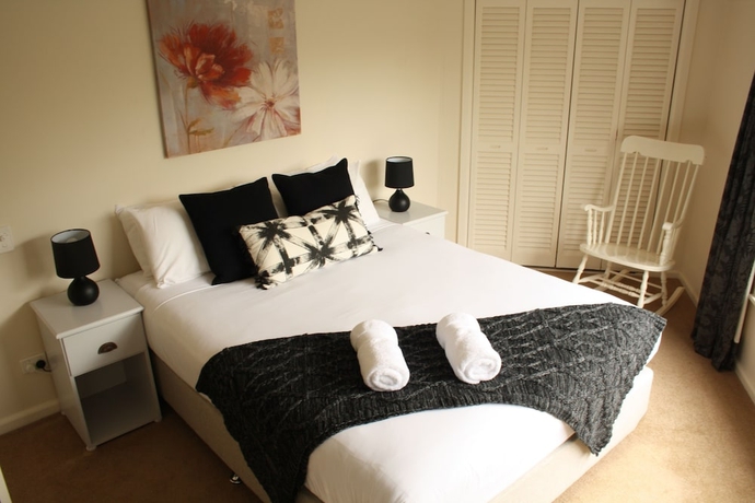 Imagen de la habitación del Hotel Merrimeet Cottages. Foto 11