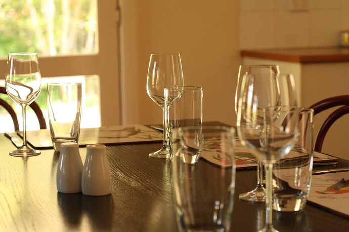 Imagen de la habitación del Hotel Merrimeet Cottages. Foto 18