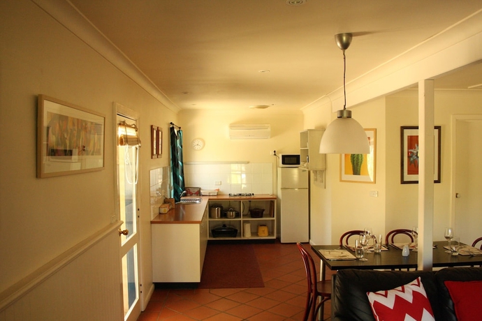 Imagen de la habitación del Hotel Merrimeet Cottages. Foto 19
