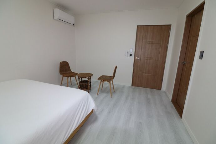 Imagen general del Hotel Merry J. Foto 7