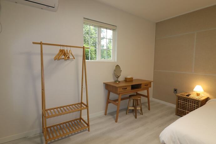 Imagen general del Hotel Merry J. Foto 8