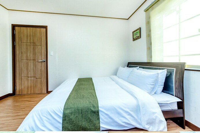 Imagen de la habitación del Hotel Merry J. Foto 24