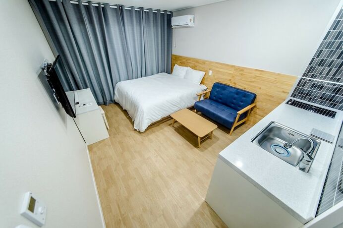 Imagen de la habitación del Hotel Merry J. Foto 26