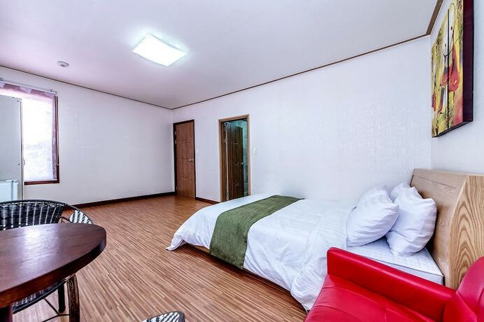 Imagen de la habitación del Hotel Merry J. Foto 32