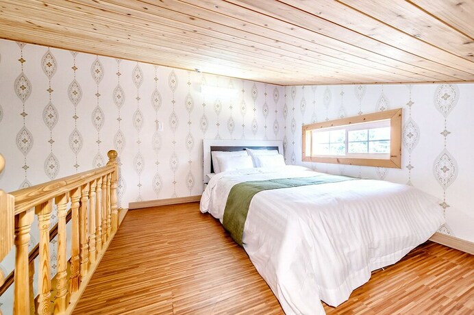 Imagen de la habitación del Hotel Merry J. Foto 38